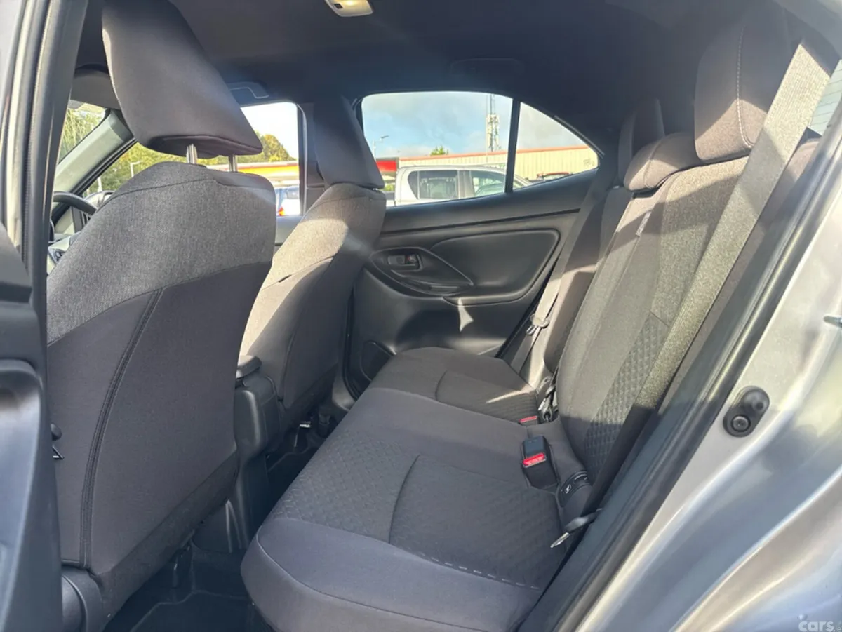 Toyota Yaris Cross SUV, Petrol Hybrid, 2026, Grey