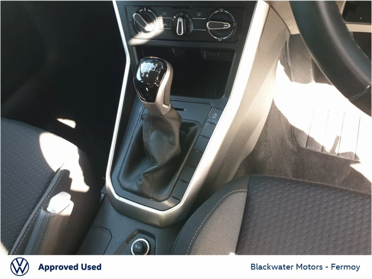 Volkswagen Polo Hatchback, Petrol, 2026, Grey