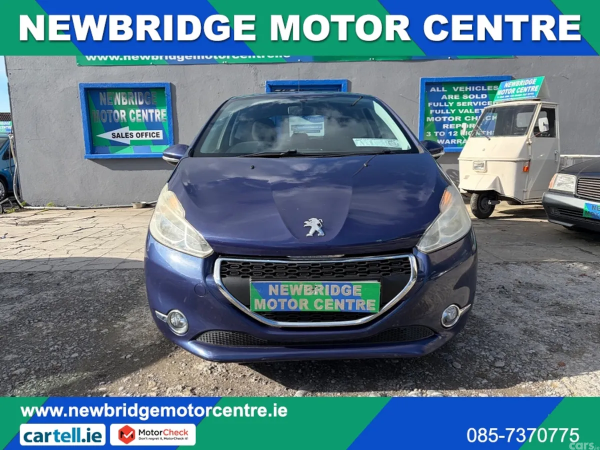 Peugeot 208 Hatchback, Diesel, 2014, Blue