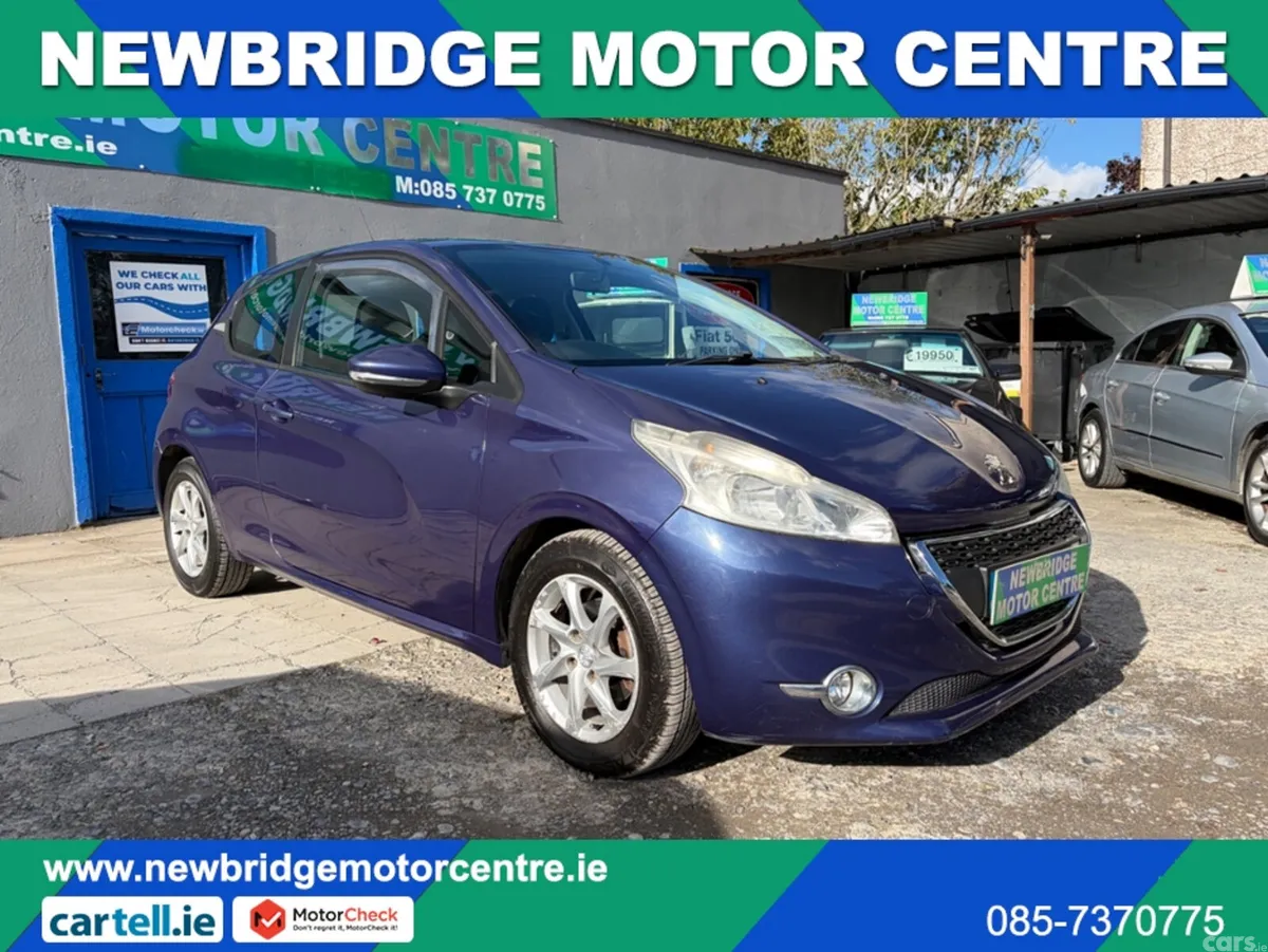Peugeot 208 Hatchback, Diesel, 2014, Blue