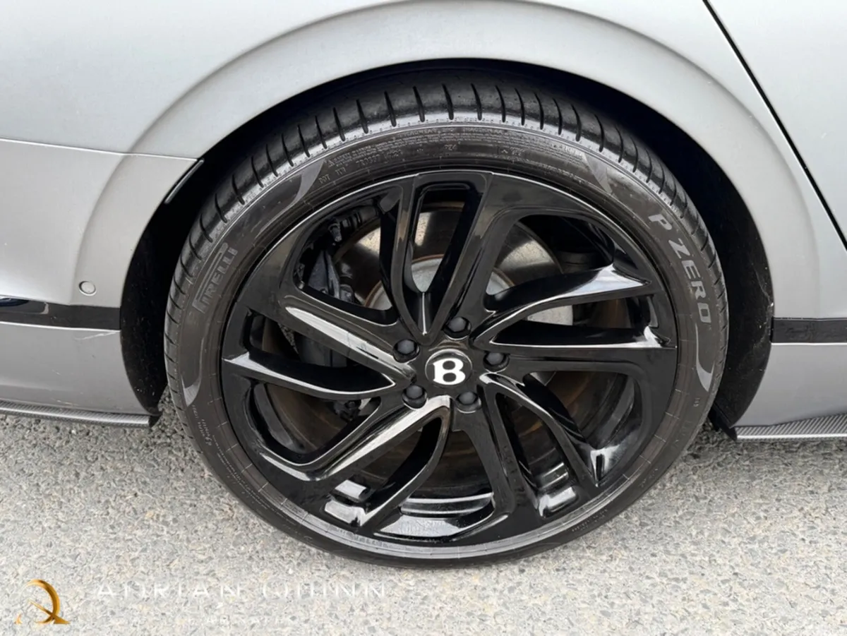 Bentley Flying Spur Saloon, Petrol Plug-in Hybrid, 2025, Grey