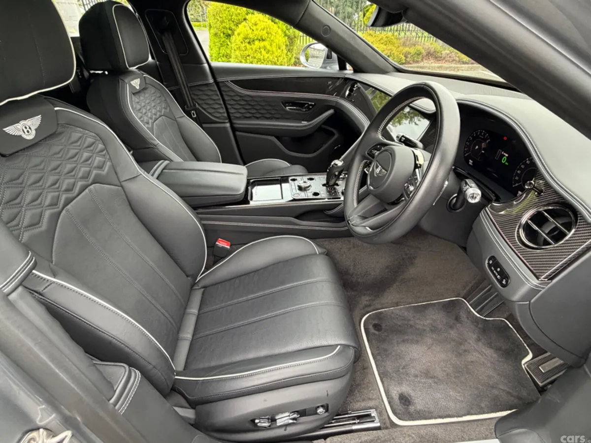 Bentley Flying Spur Saloon, Petrol Plug-in Hybrid, 2025, Grey