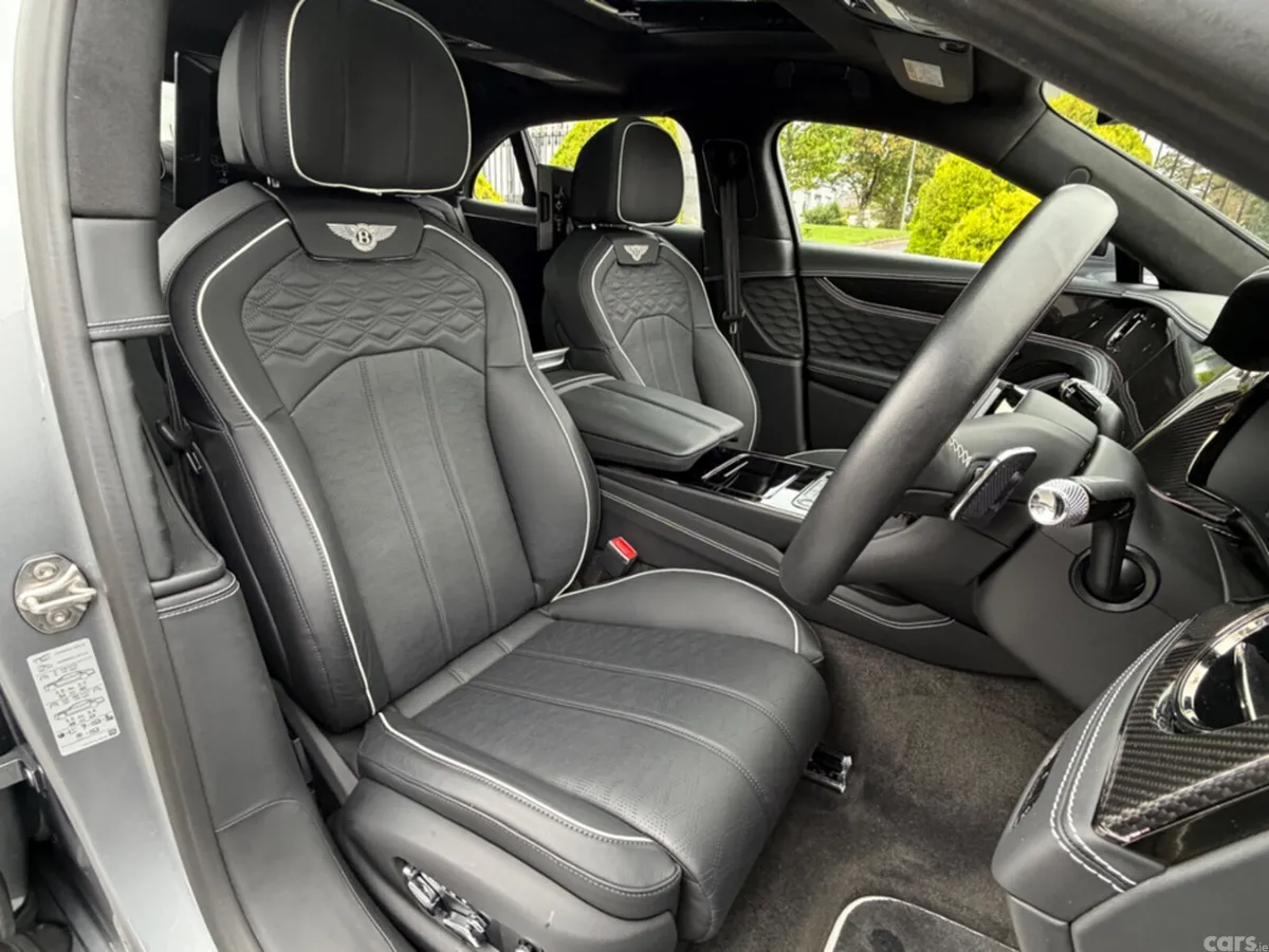Bentley Flying Spur Saloon, Petrol Plug-in Hybrid, 2025, Grey