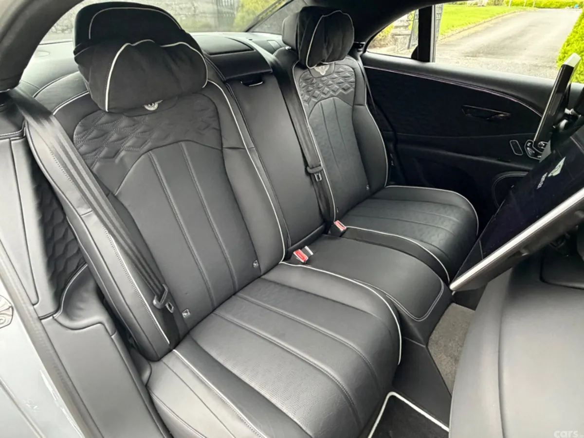 Bentley Flying Spur Saloon, Petrol Plug-in Hybrid, 2025, Grey