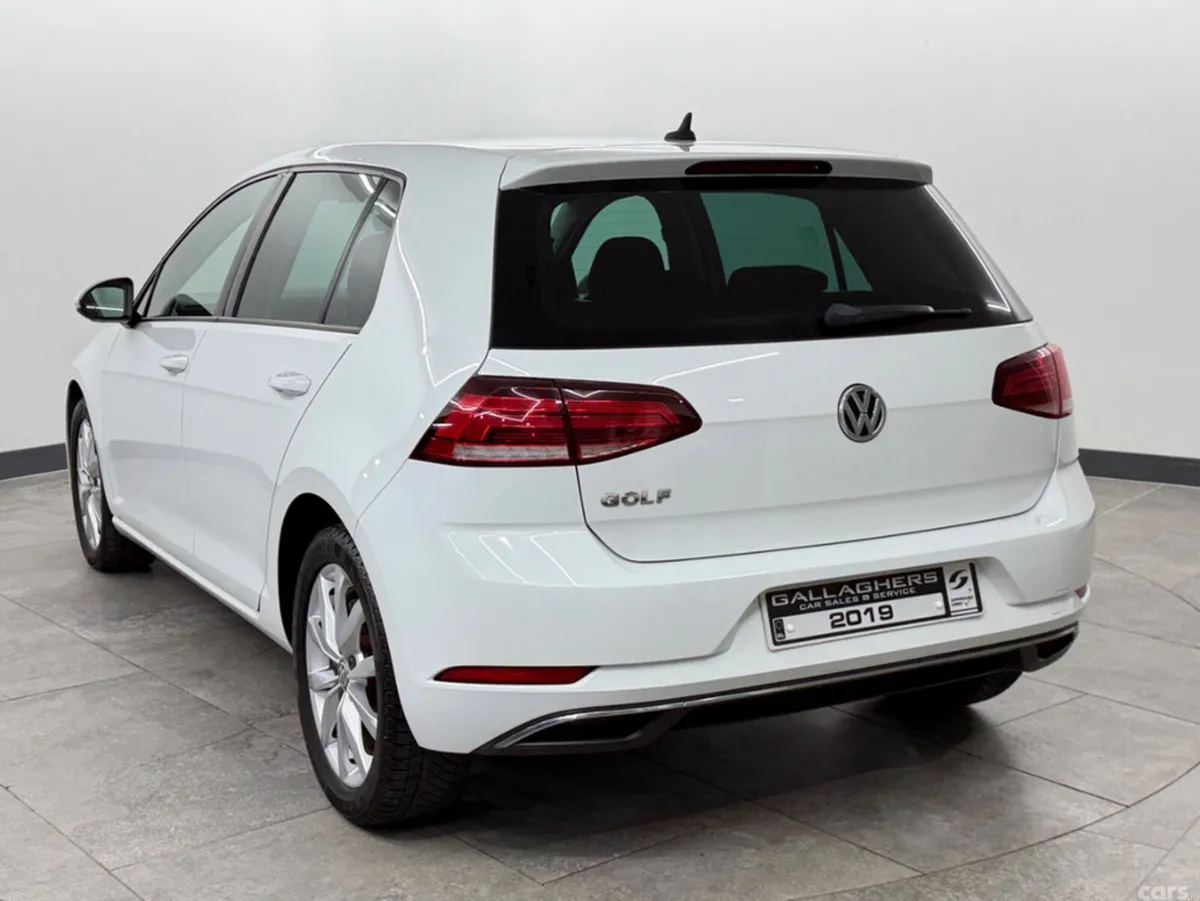 Volkswagen Golf Hatchback, Petrol, 2019, White