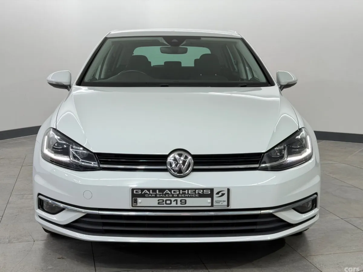 Volkswagen Golf Hatchback, Petrol, 2019, White