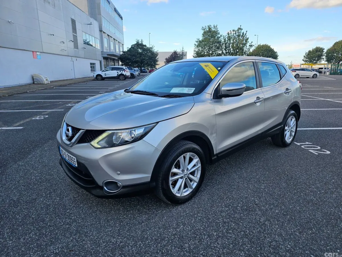 Nissan Qashqai Hatchback, Petrol, 2016, Silver