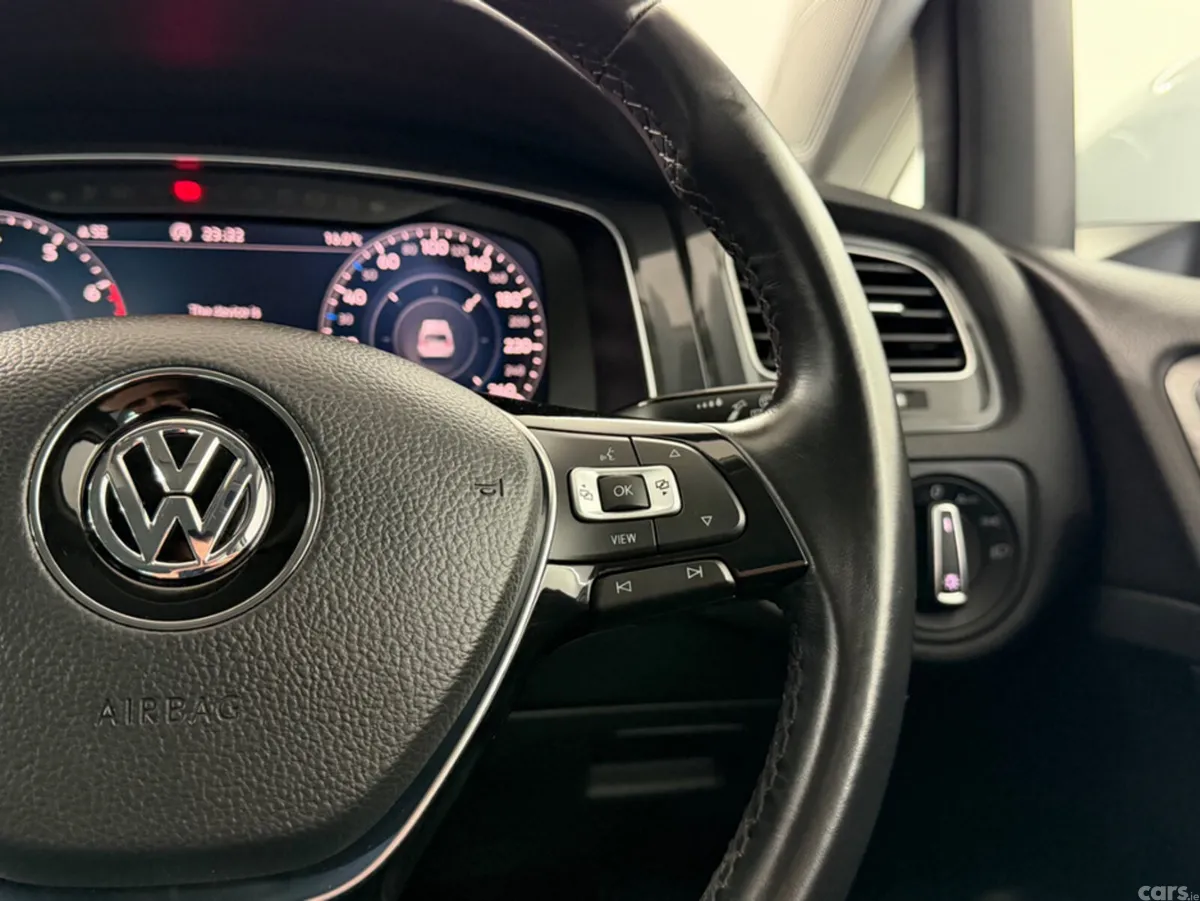 Volkswagen Golf Hatchback, Petrol, 2019, White
