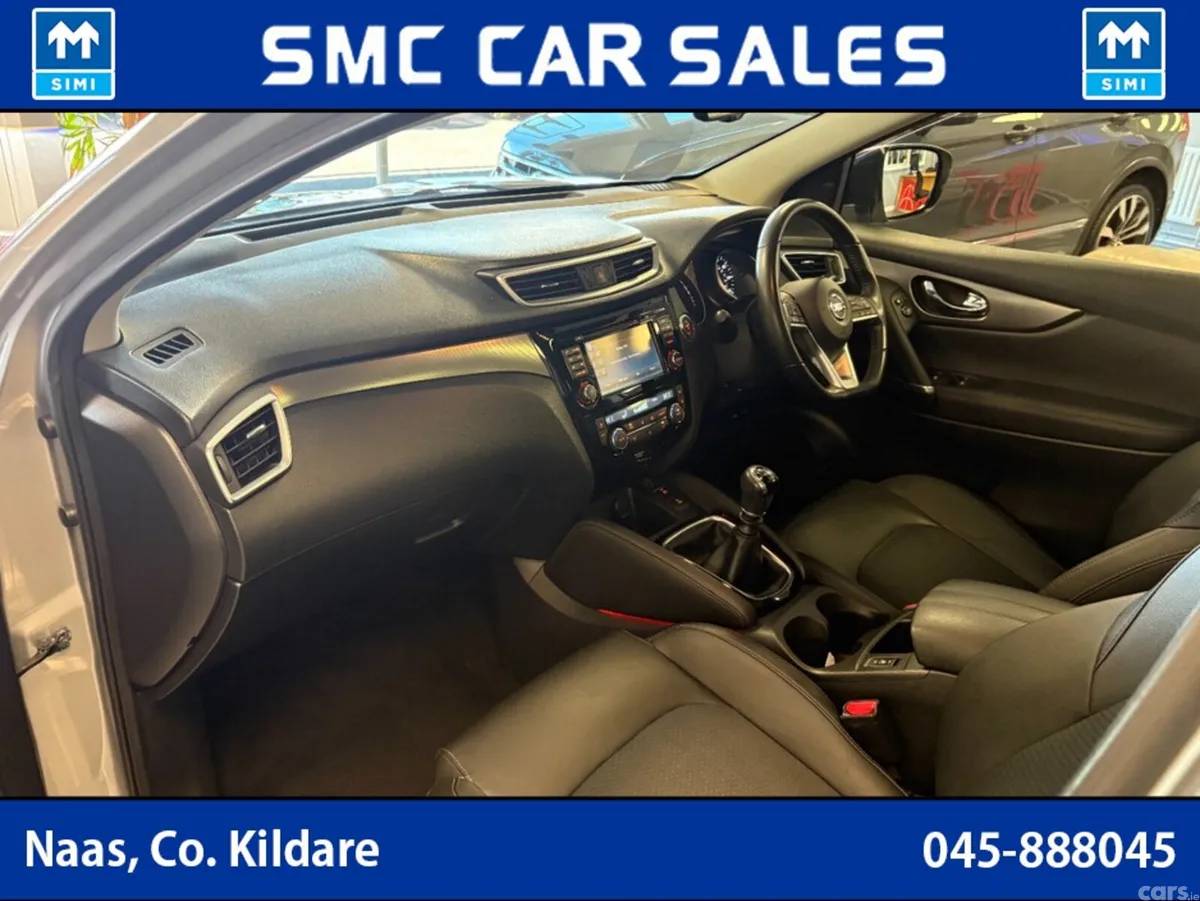 Nissan Qashqai MPV, Diesel, 2019, Silver