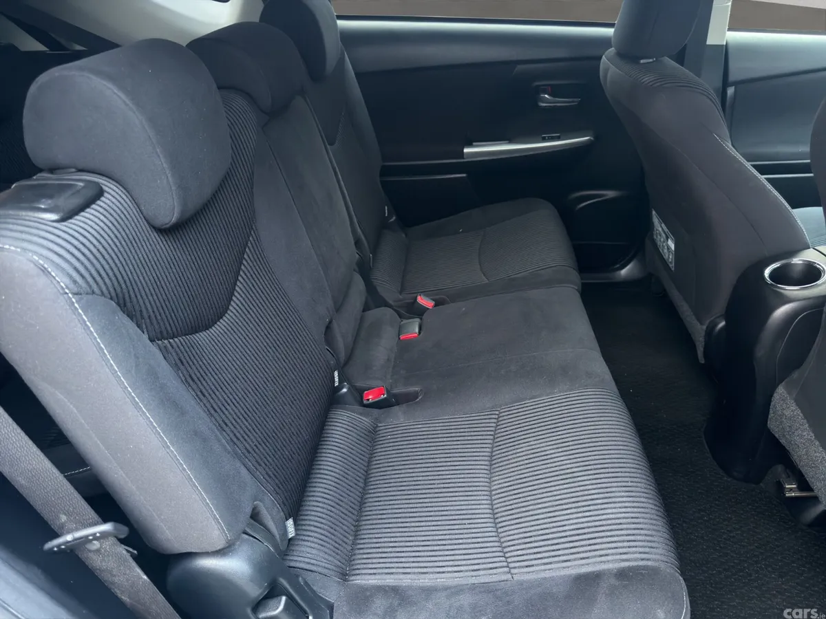 Toyota Prius MPV, Petrol Hybrid, 2015, Silver