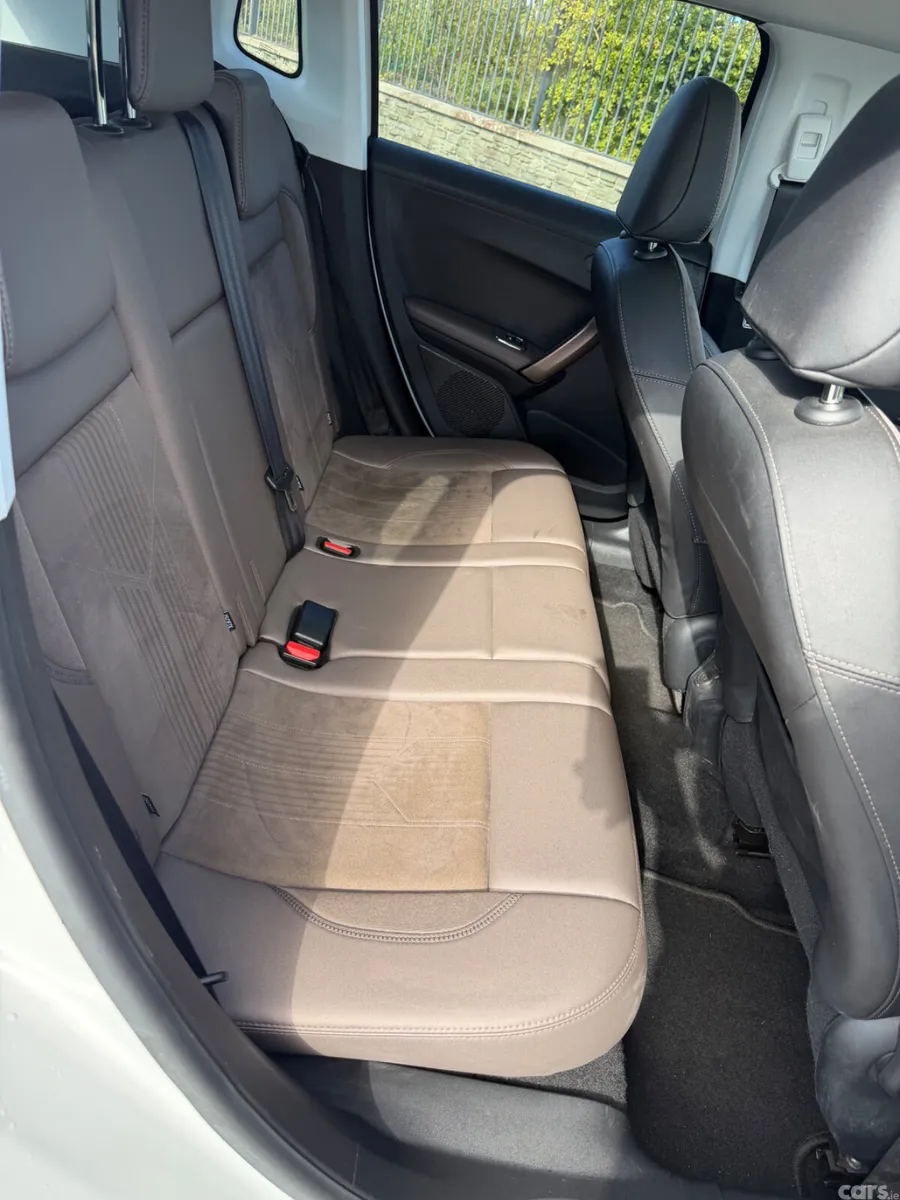 Peugeot 2008 SUV, Petrol, 2015, White