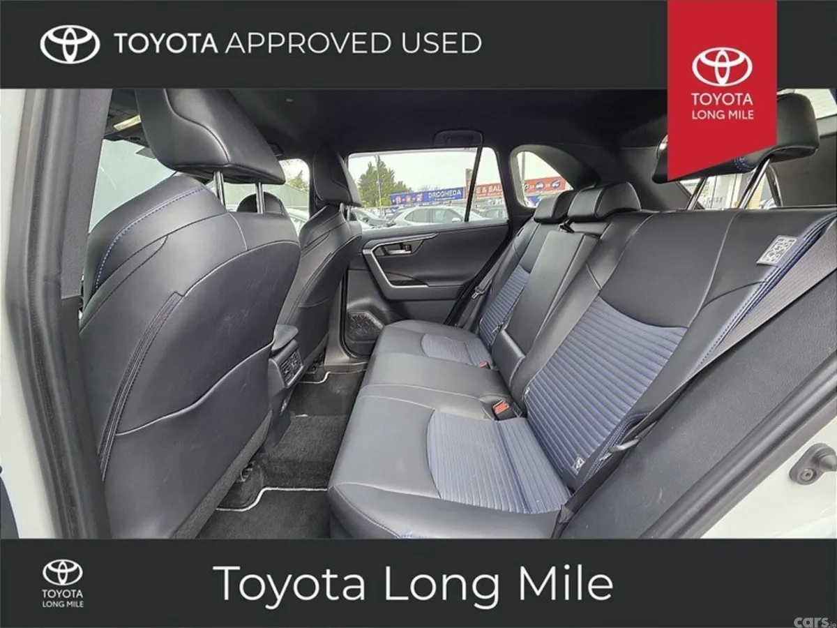 Toyota RAV4 SUV, Petrol Hybrid, 2024, White