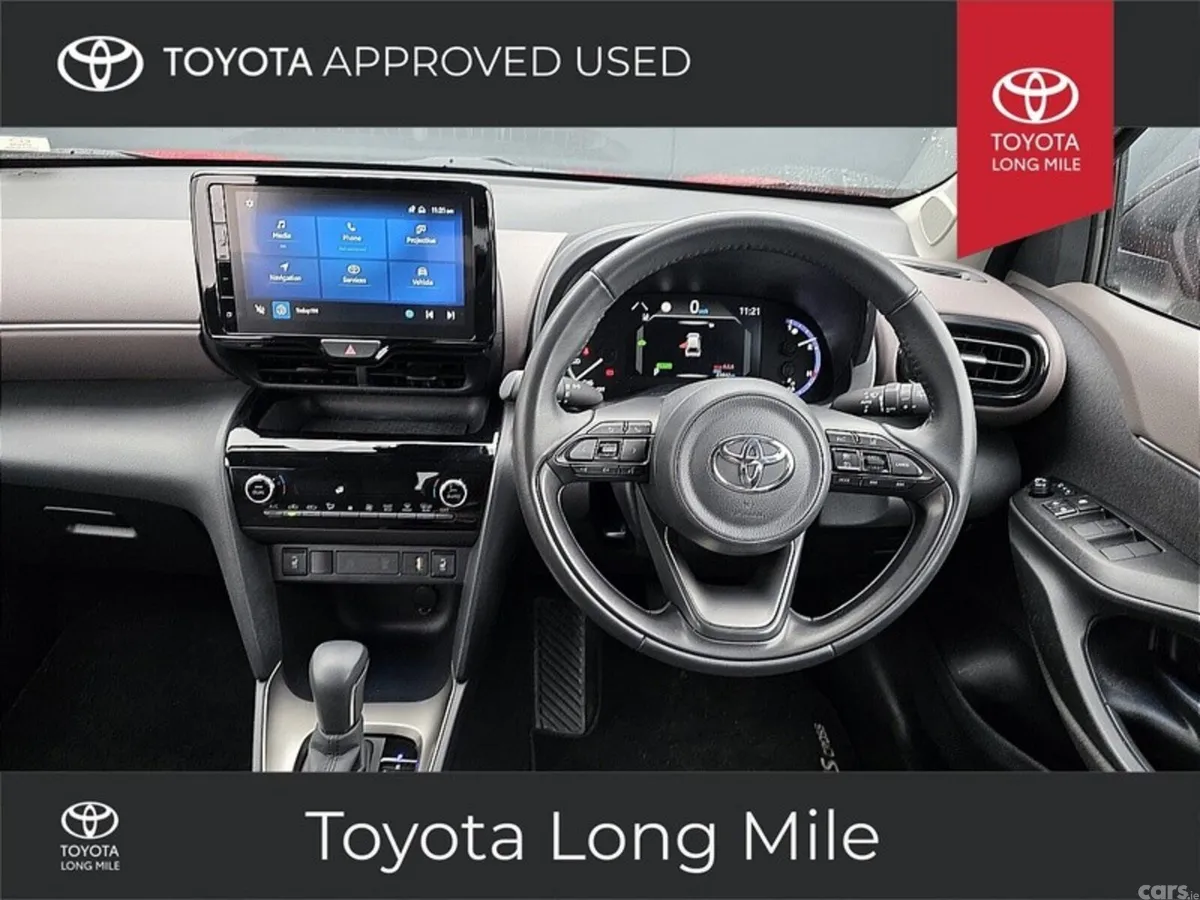 Toyota Yaris Cross SUV, Petrol Hybrid, 2024, Red
