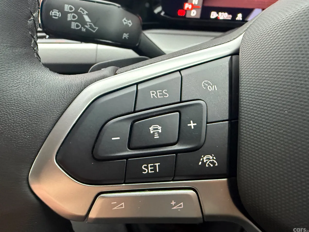 Volkswagen Golf Hatchback, Diesel, 2023, Grey