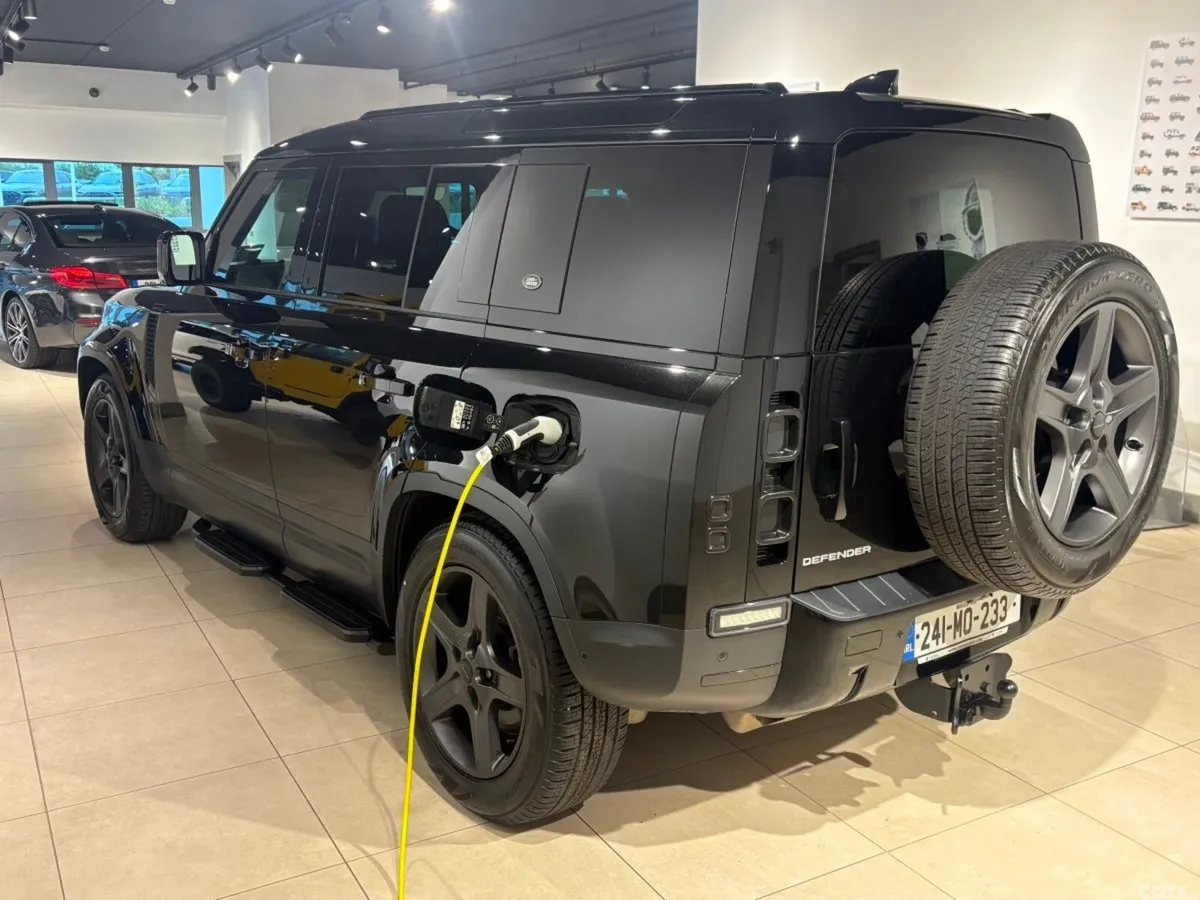 Land Rover Defender SUV, Petrol Plug-in Hybrid, 2024, Black
