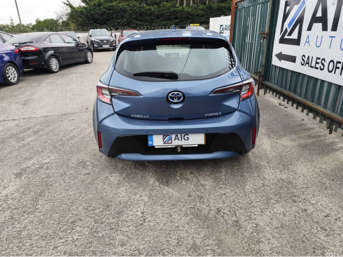 Toyota Corolla Hatchback, Petrol Hybrid, 2021, Blue