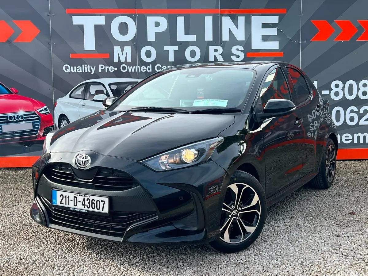 Toyota Yaris Hatchback, Petrol, 2021, Black