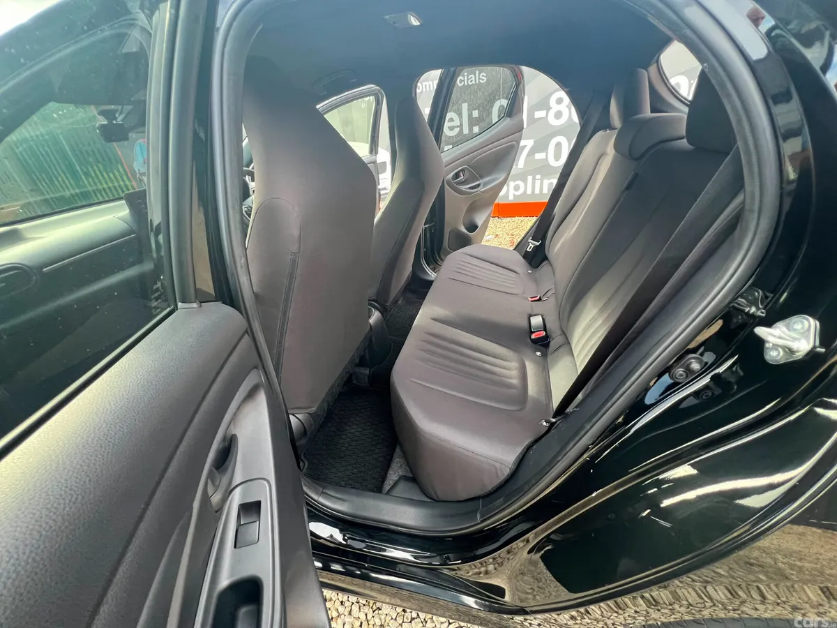 Toyota Yaris Hatchback, Petrol, 2021, Black