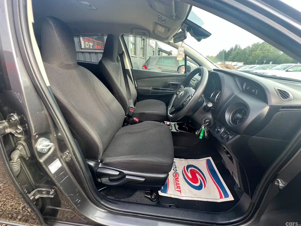 Toyota Vitz Hatchback, Petrol Hybrid, 2018, Silver