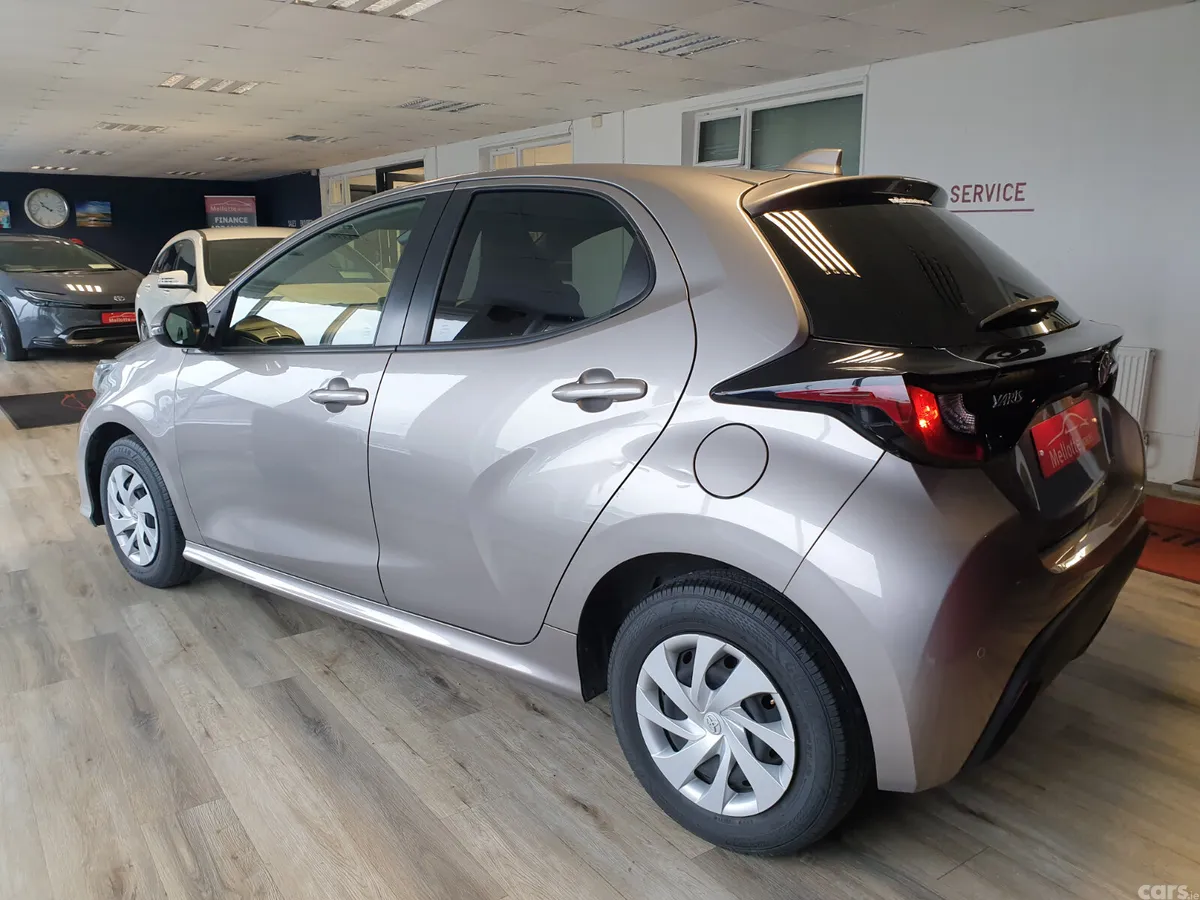 Toyota Yaris Hatchback, Petrol Hybrid, 2022, Beige