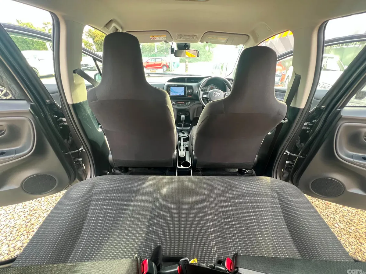 Toyota Vitz Hatchback, Petrol Hybrid, 2018, Silver