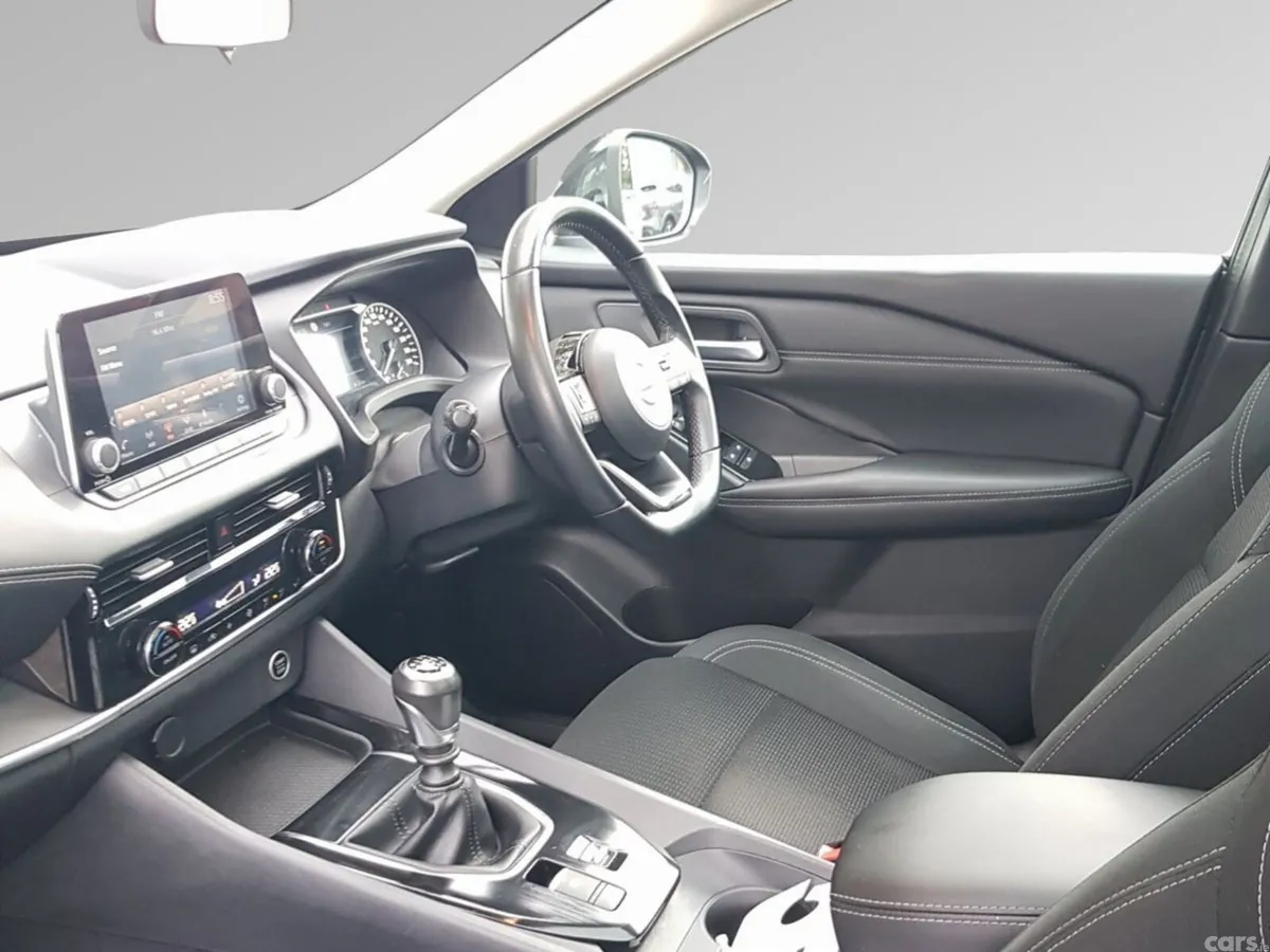 Nissan Qashqai SUV, Petrol, 2022, Black