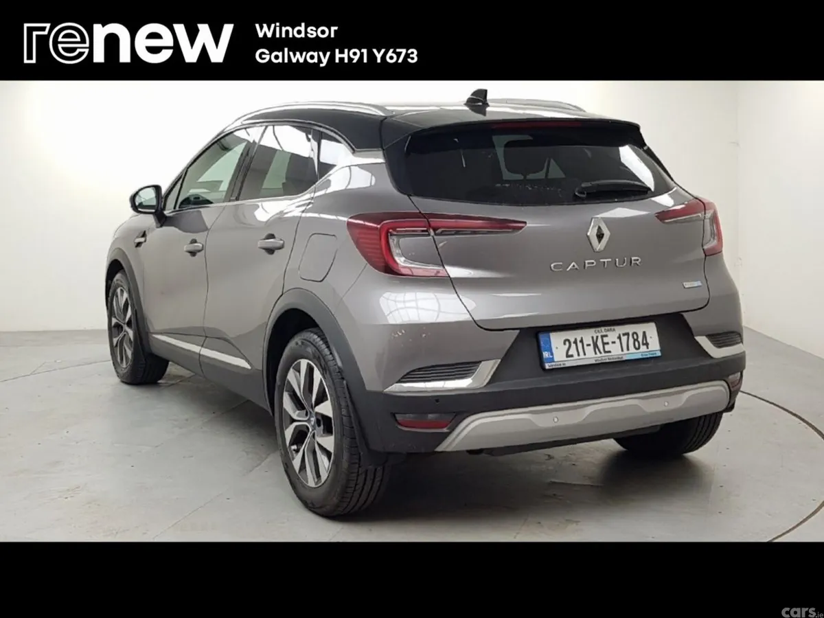 Renault Captur Hatchback, Petrol Plug-in Hybrid, 2021, Grey
