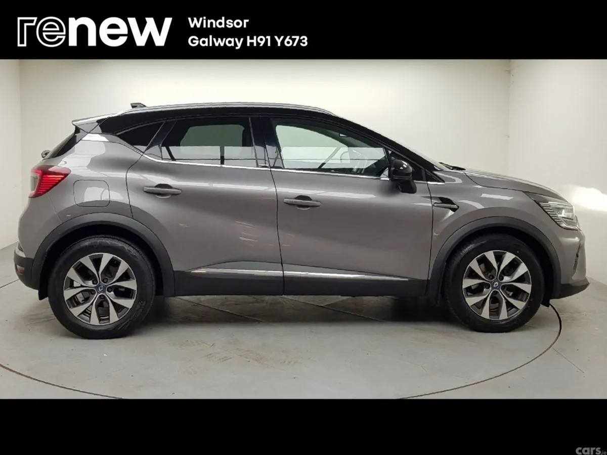 Renault Captur Hatchback, Petrol Plug-in Hybrid, 2021, Grey