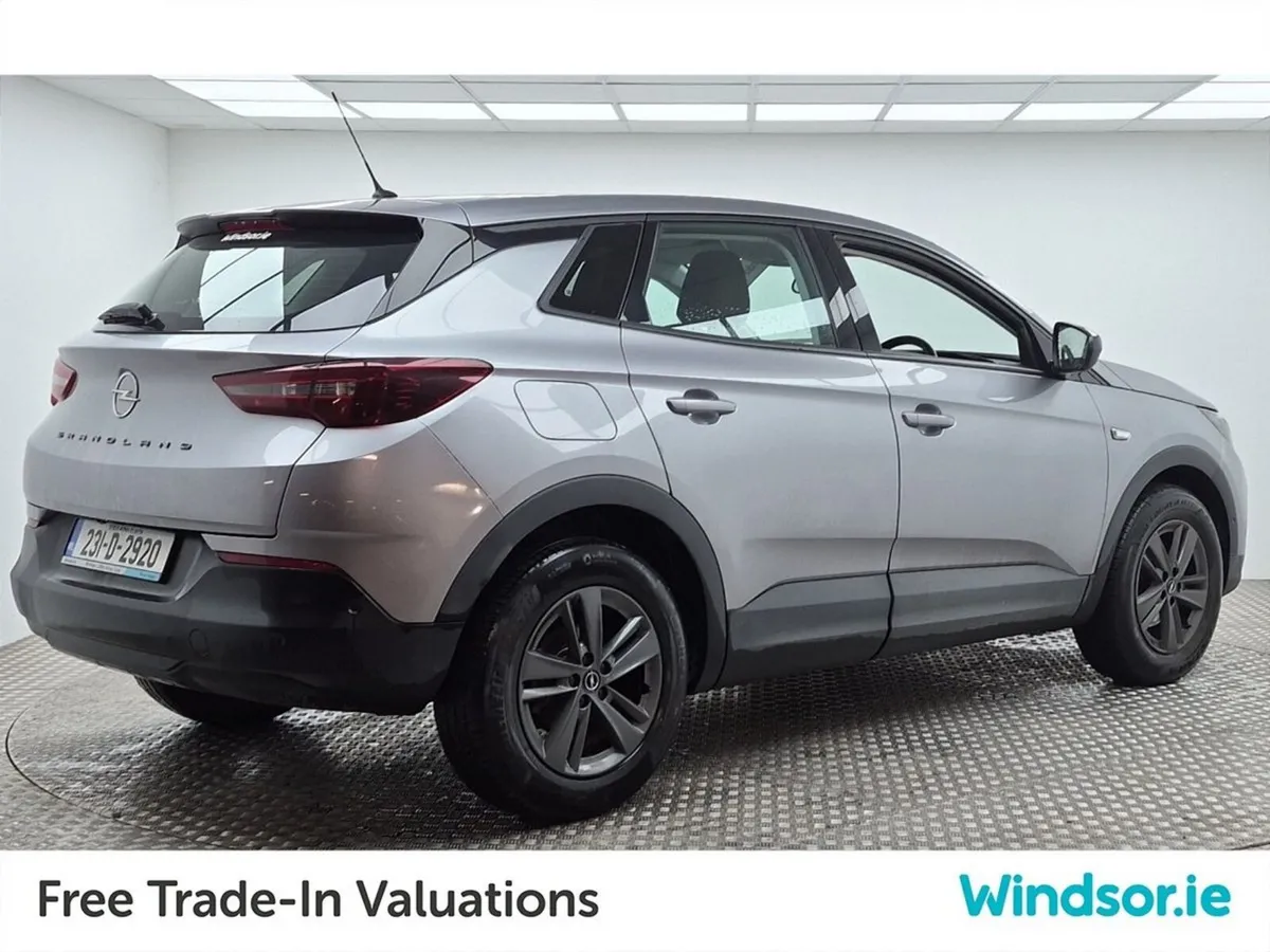 Opel Grandland SUV, Diesel, 2023, Grey