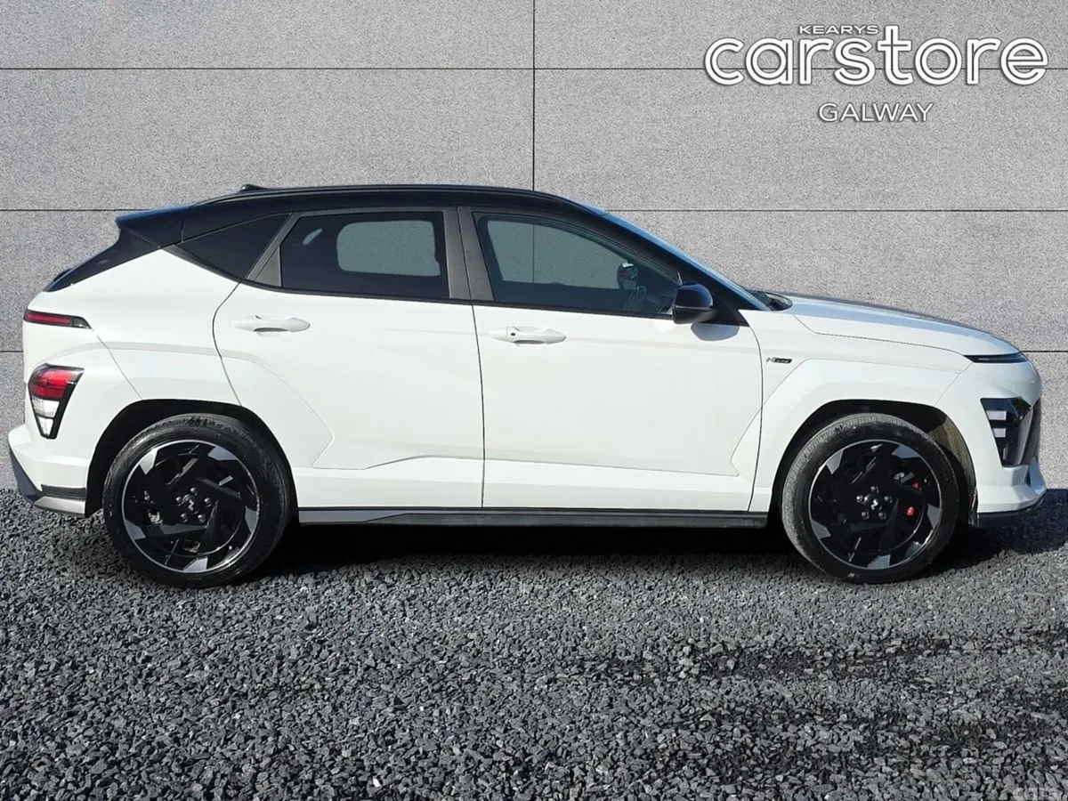 Hyundai KONA Hatchback, Electric, 2024, White