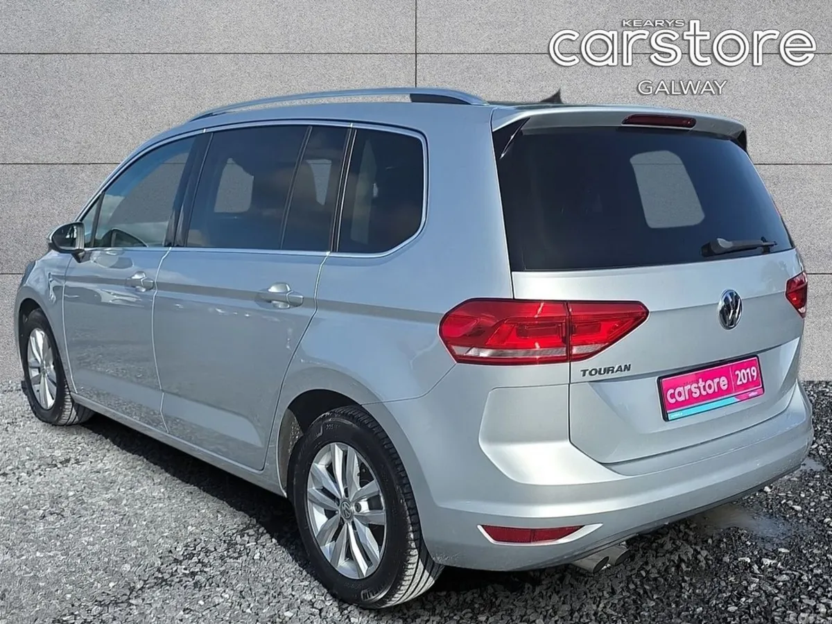 Volkswagen Touran MPV, Petrol, 2019, Silver