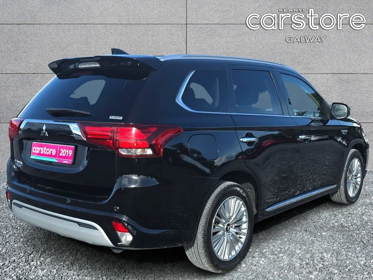 Mitsubishi Outlander SUV, Petrol Plug-in Hybrid, 2019, Black