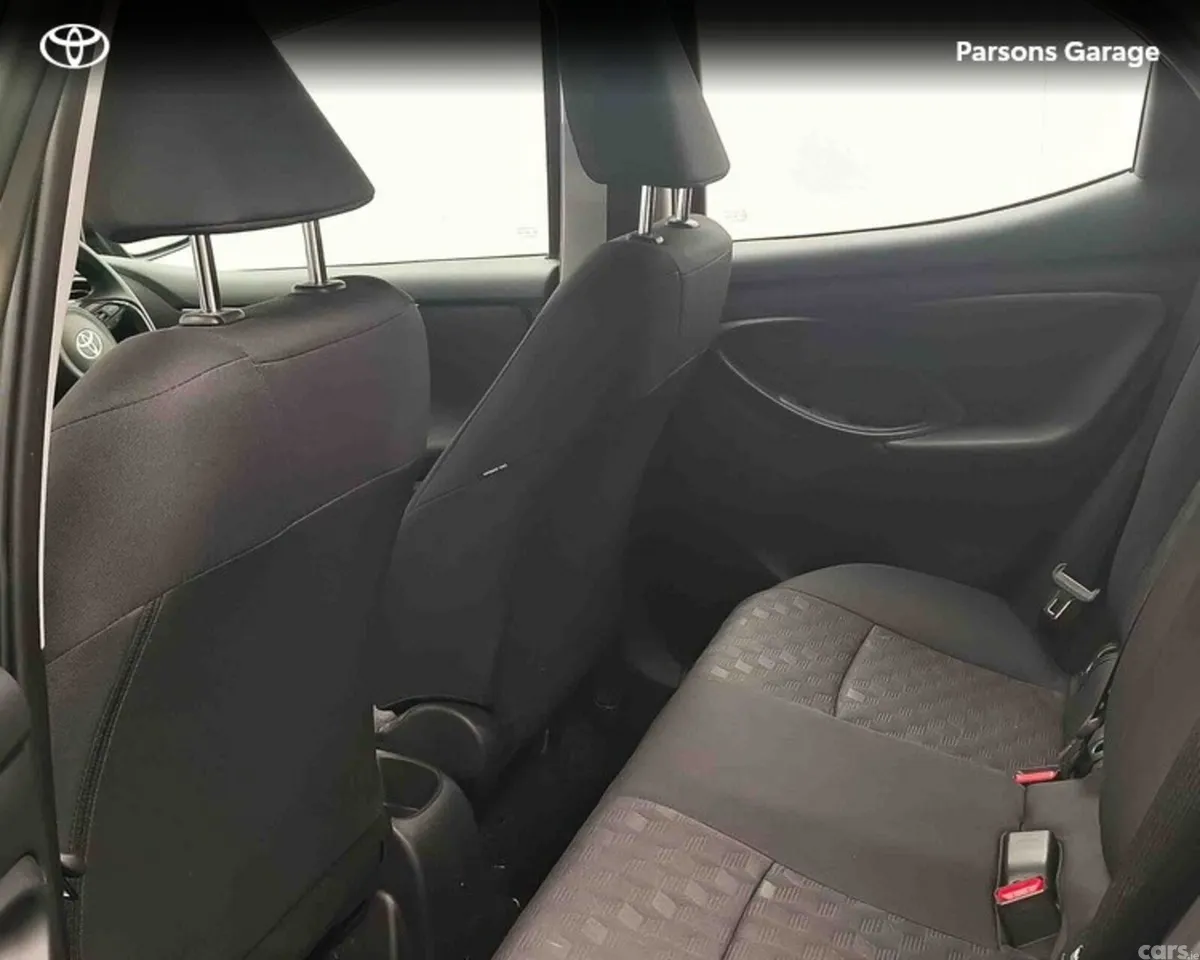 Toyota Yaris Hatchback, Petrol, 2024, Silver