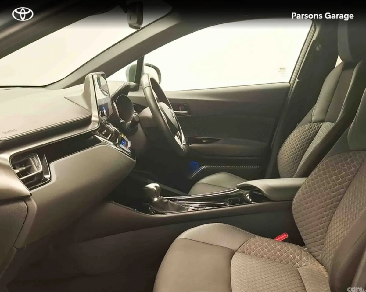 Toyota C-HR SUV, Petrol Hybrid, 2023, Black
