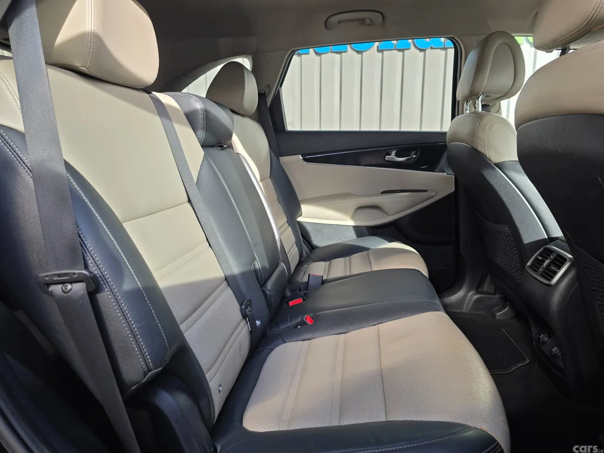 Kia Sorento SUV, Diesel, 2017, Black