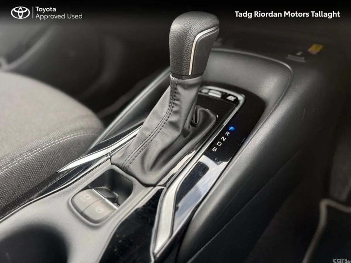 Toyota Corolla Saloon, Petrol Hybrid, 2024, Grey