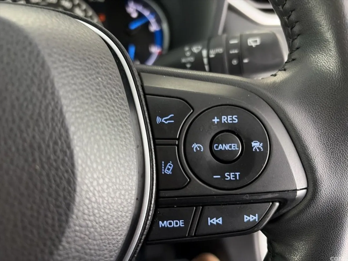 Toyota RAV4 SUV, Petrol Hybrid, 2022, Silver