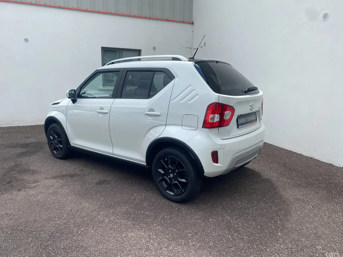 Suzuki Ignis Hatchback, Petrol, 2024, White