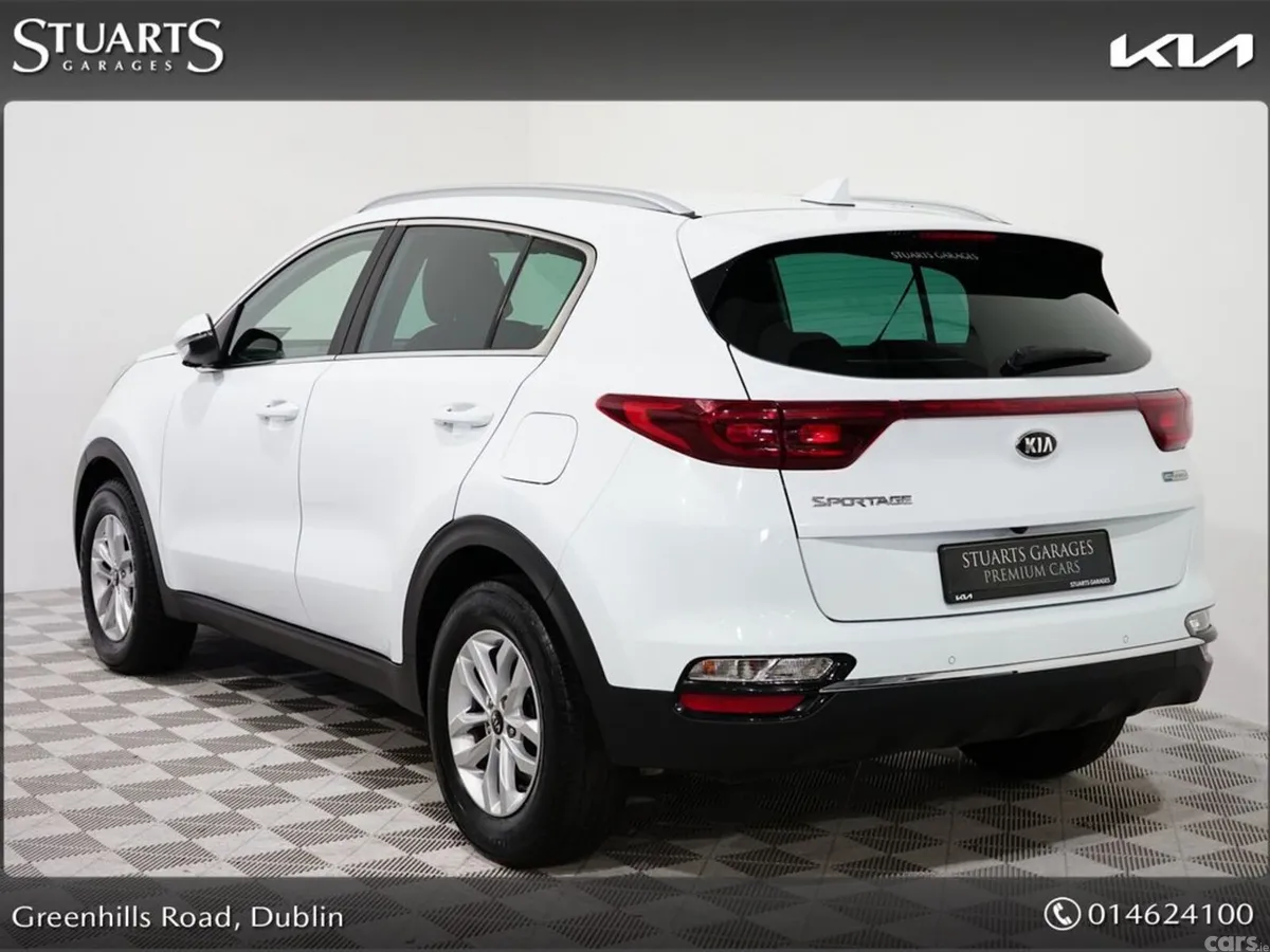 Kia Sportage MPV, Diesel Hybrid, 2021, White