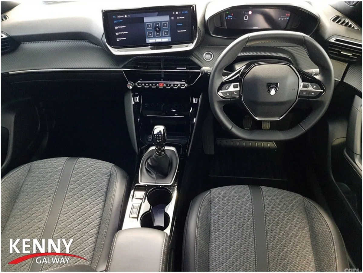 Peugeot 2008 MPV, Petrol, 2024, Grey
