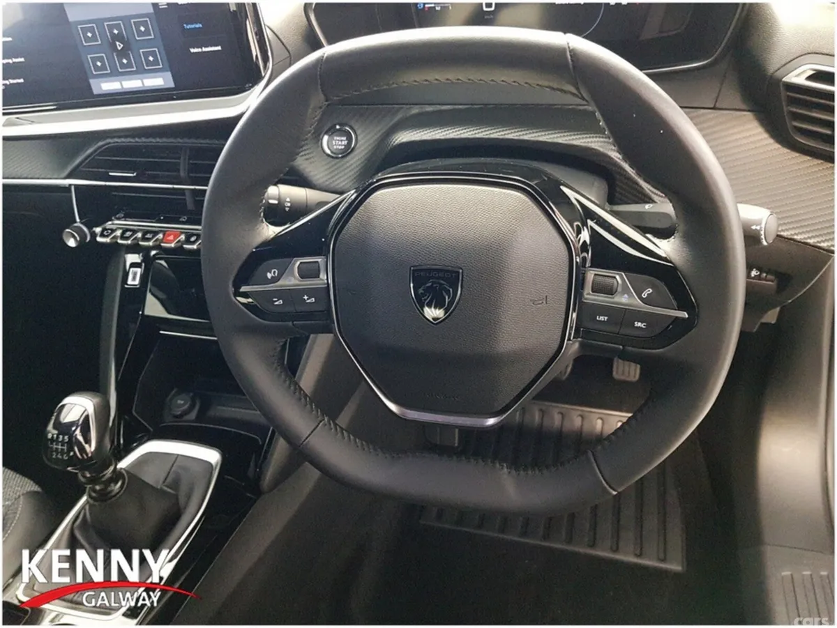 Peugeot 2008 MPV, Petrol, 2024, Grey