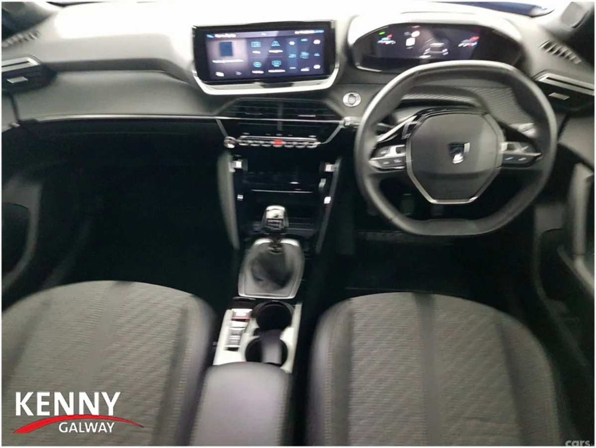 Peugeot 2008 MPV, Petrol, 2024, Blue
