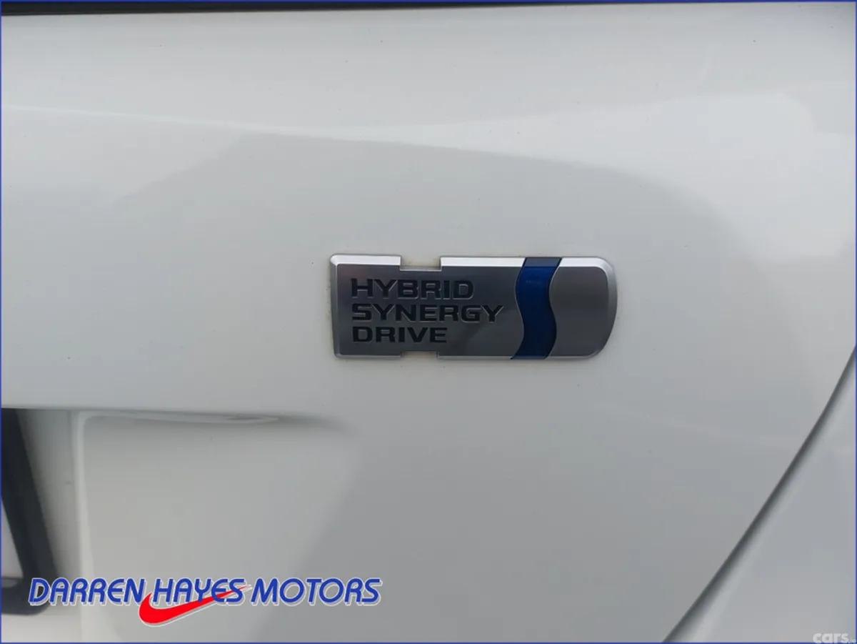 Toyota Prius Hatchback, Petrol Hybrid, 2016, White