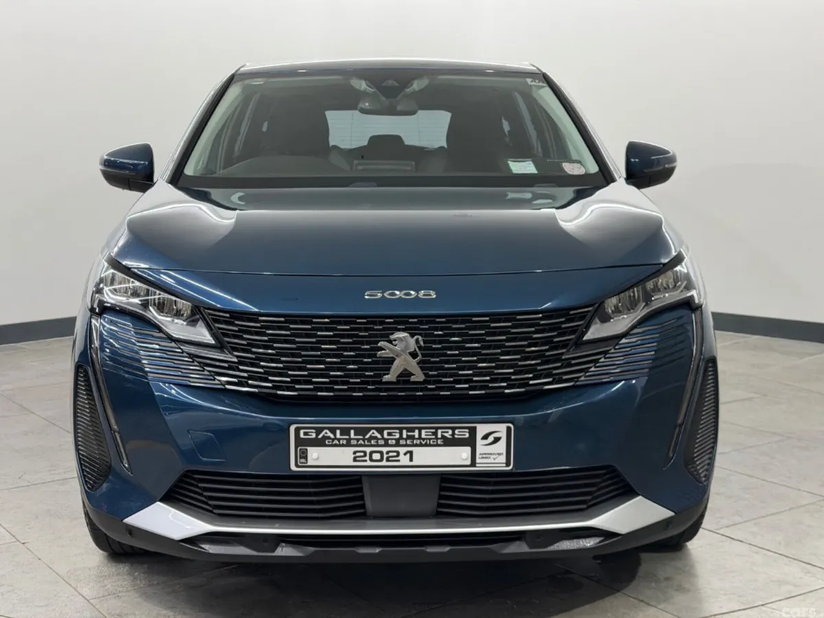 Peugeot 5008 MPV, Diesel, 2021, Blue