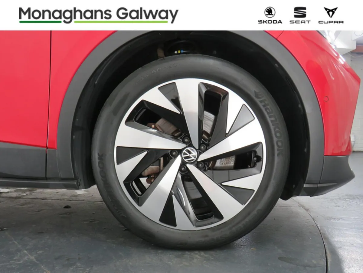 Volkswagen ID.4 Estate, Electric, 2023, Red
