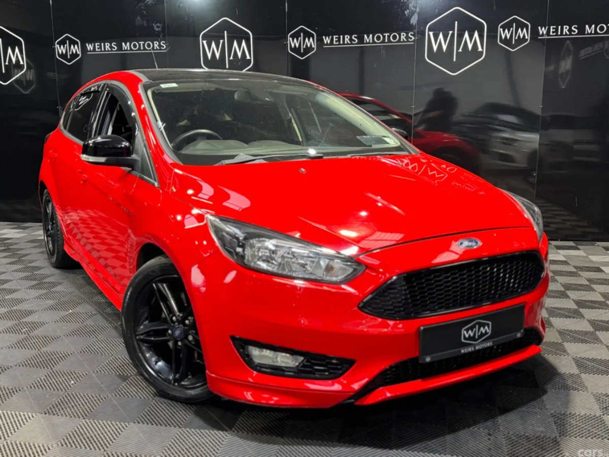 Ford Focus Hatchback, Diesel, 2016, Red