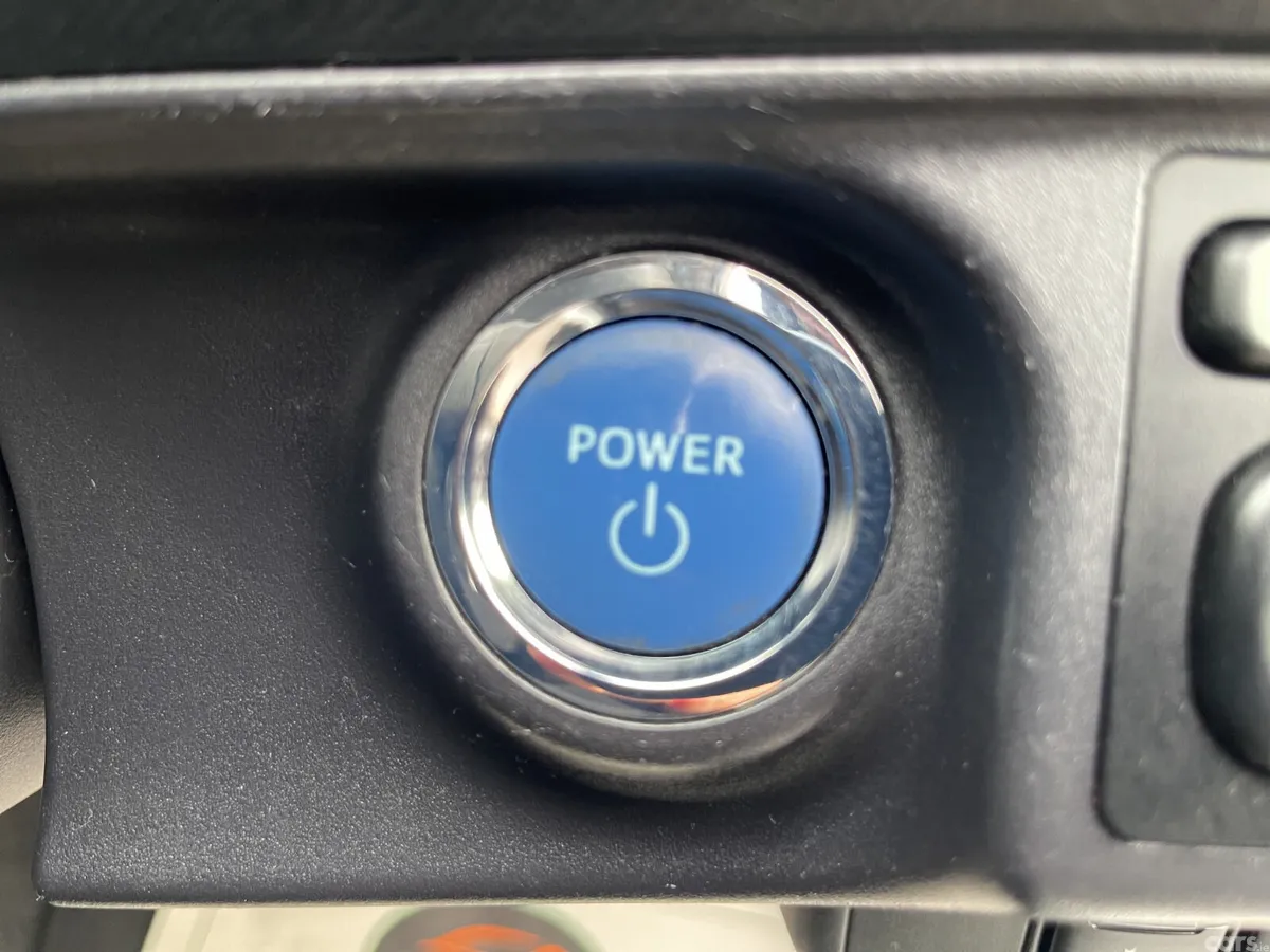 Toyota Aqua Hatchback, Petrol Hybrid, 2021, White