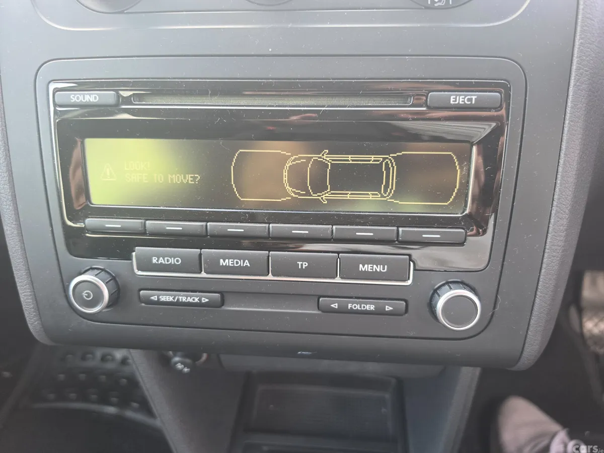 Volkswagen Touran MPV, Diesel, 2012, Blue
