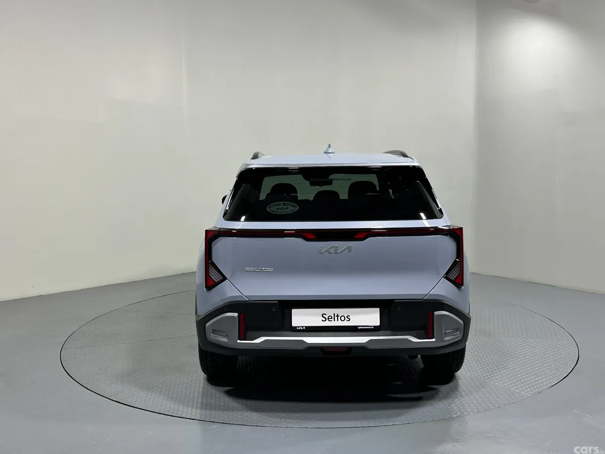 Kia Seltos SUV, Petrol Hybrid, 2027, Blue