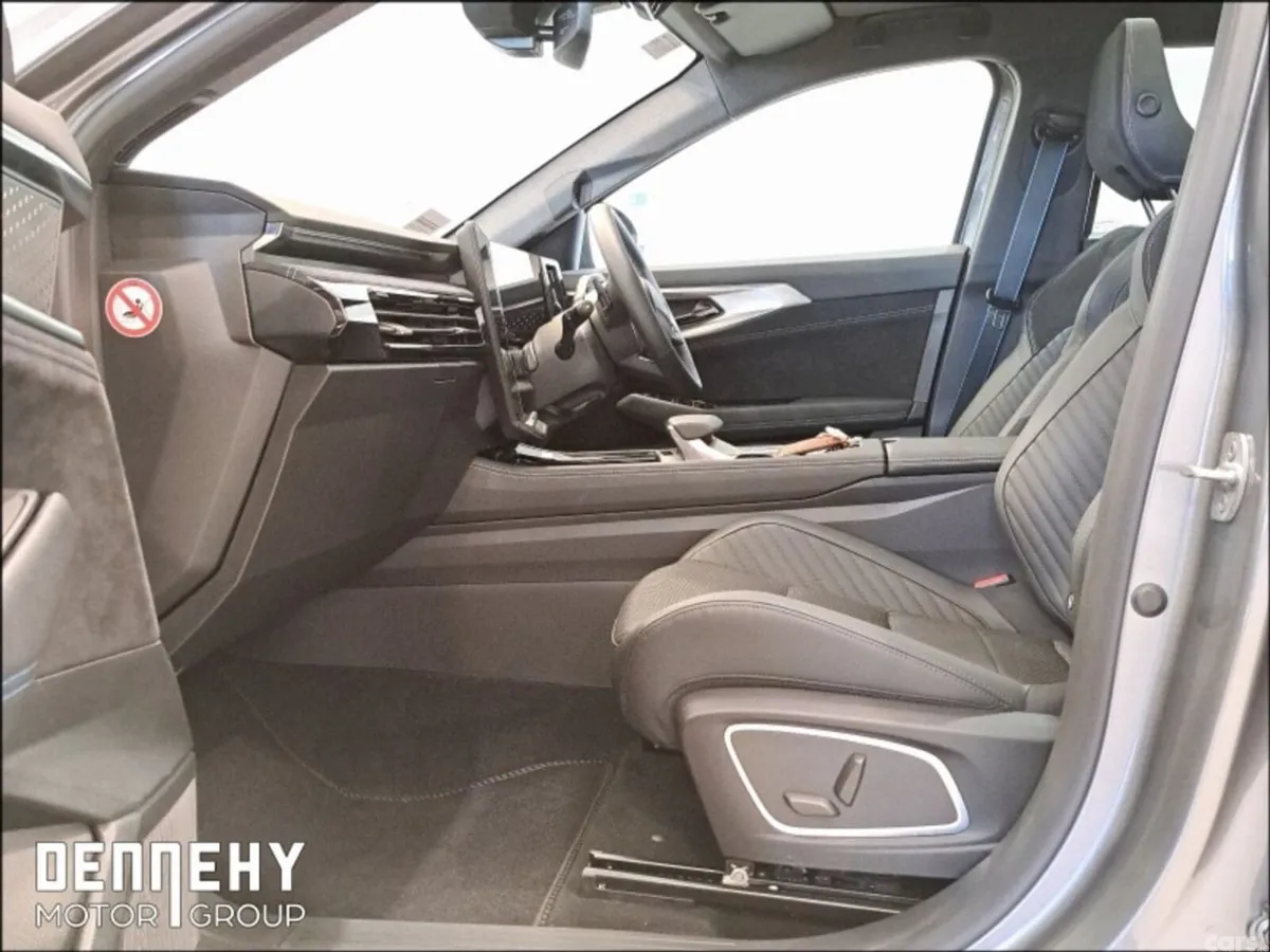 Renault Austral SUV, Petrol Hybrid, 2026, Grey